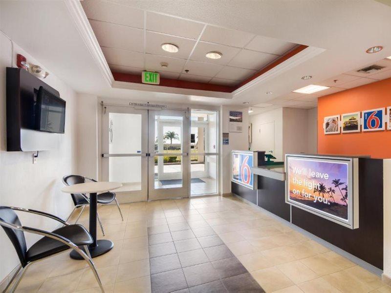 Motel 6-Lemoore, Ca Екстер'єр фото