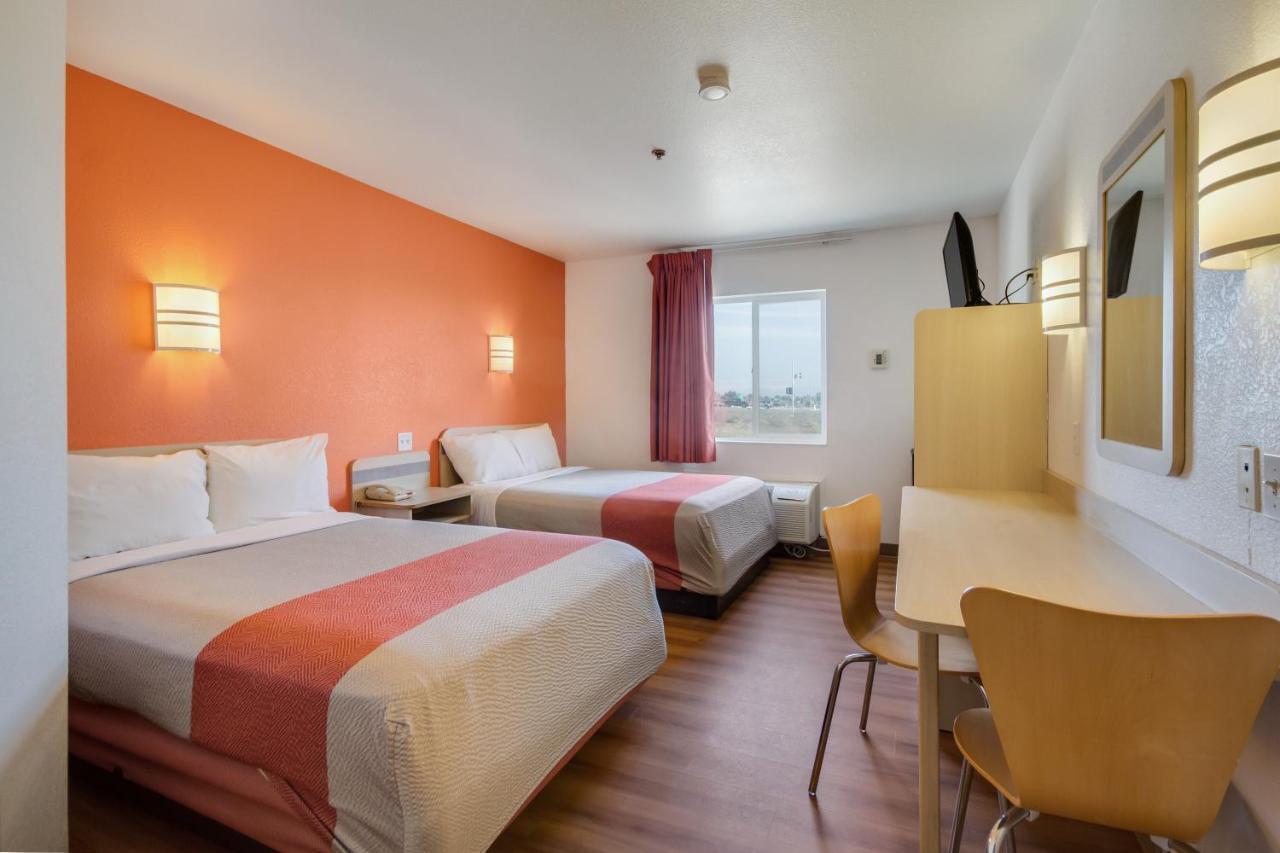 Motel 6-Lemoore, Ca Екстер'єр фото