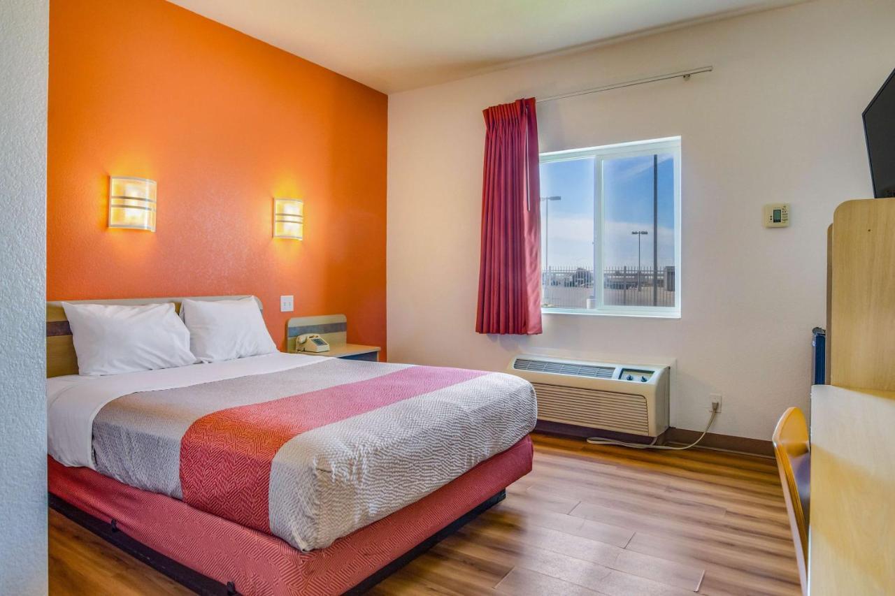 Motel 6-Lemoore, Ca Екстер'єр фото